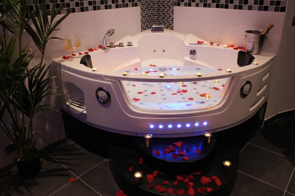Le Love Spa Lião Quarto foto